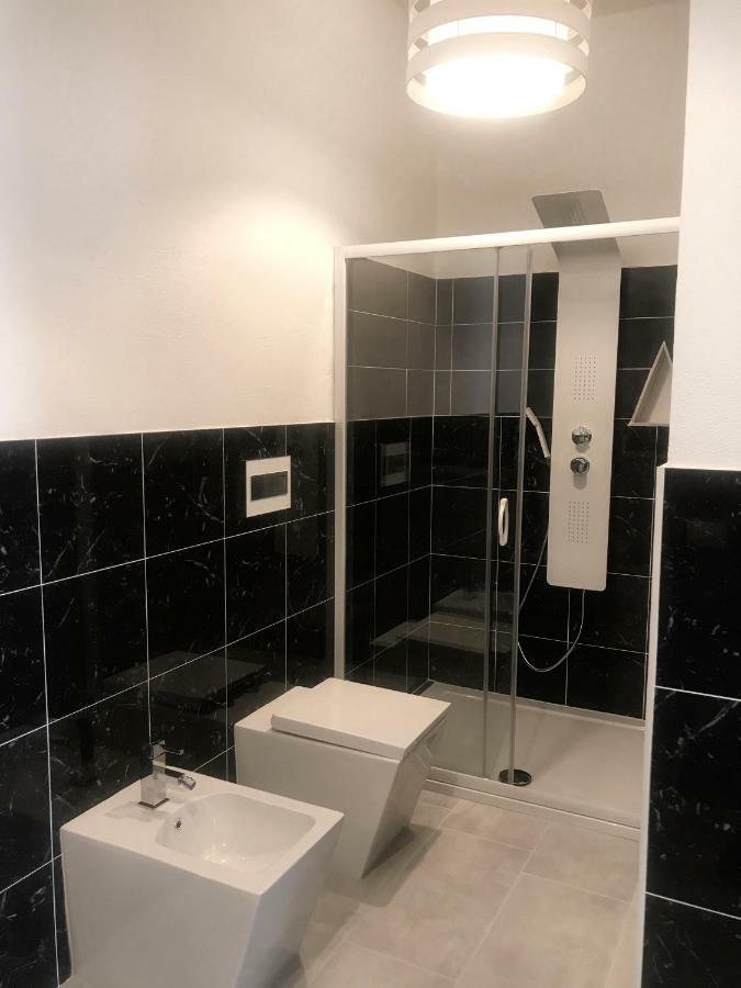 וילסימיוס Cala Caterina Rooms מראה חיצוני תמונה