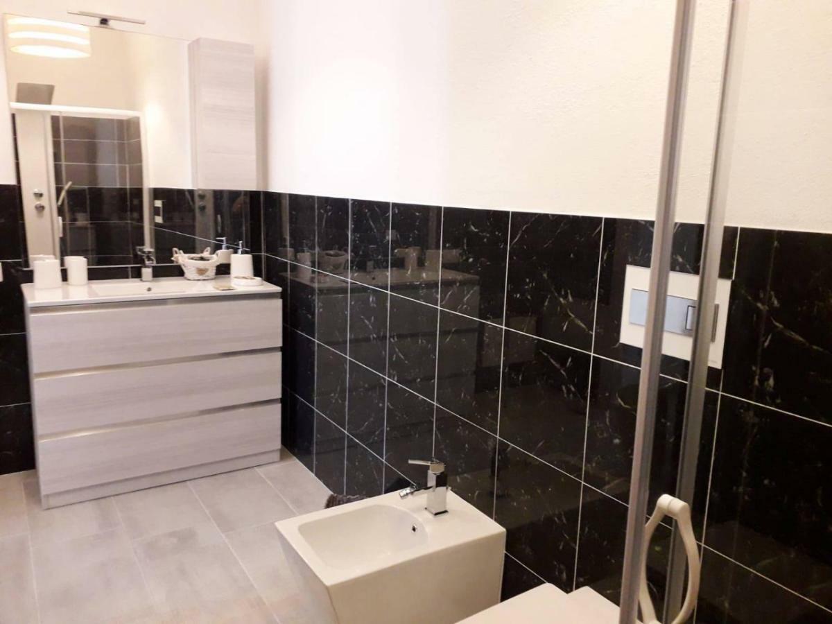 וילסימיוס Cala Caterina Rooms מראה חיצוני תמונה